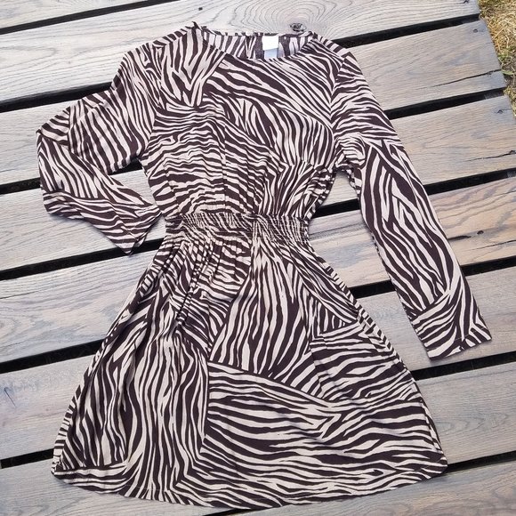 H&M Dress Neutral Brown Zebra Print Fit and Flare - Picture 2 of 15